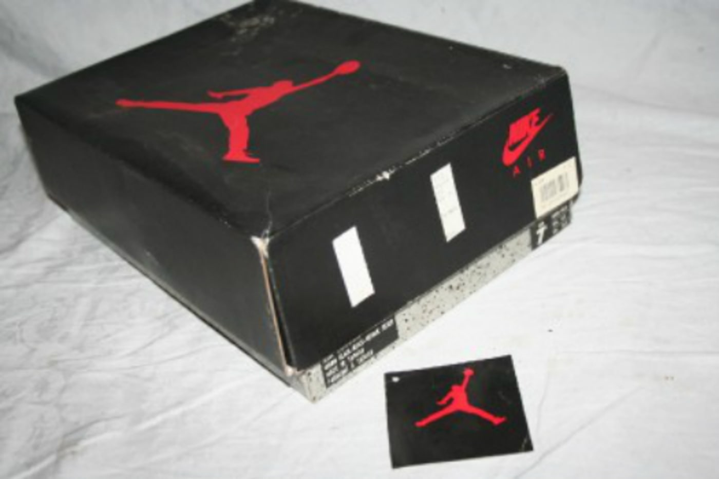 box of jordan 1