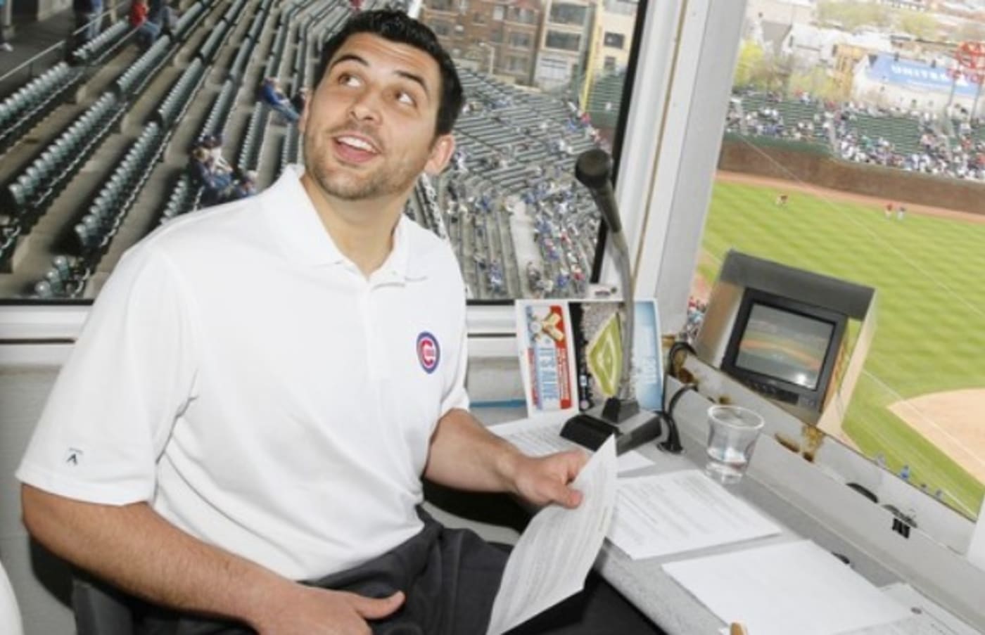 Toilet Reading The Cubs Found Their New Wrigley Field PA Announcer At