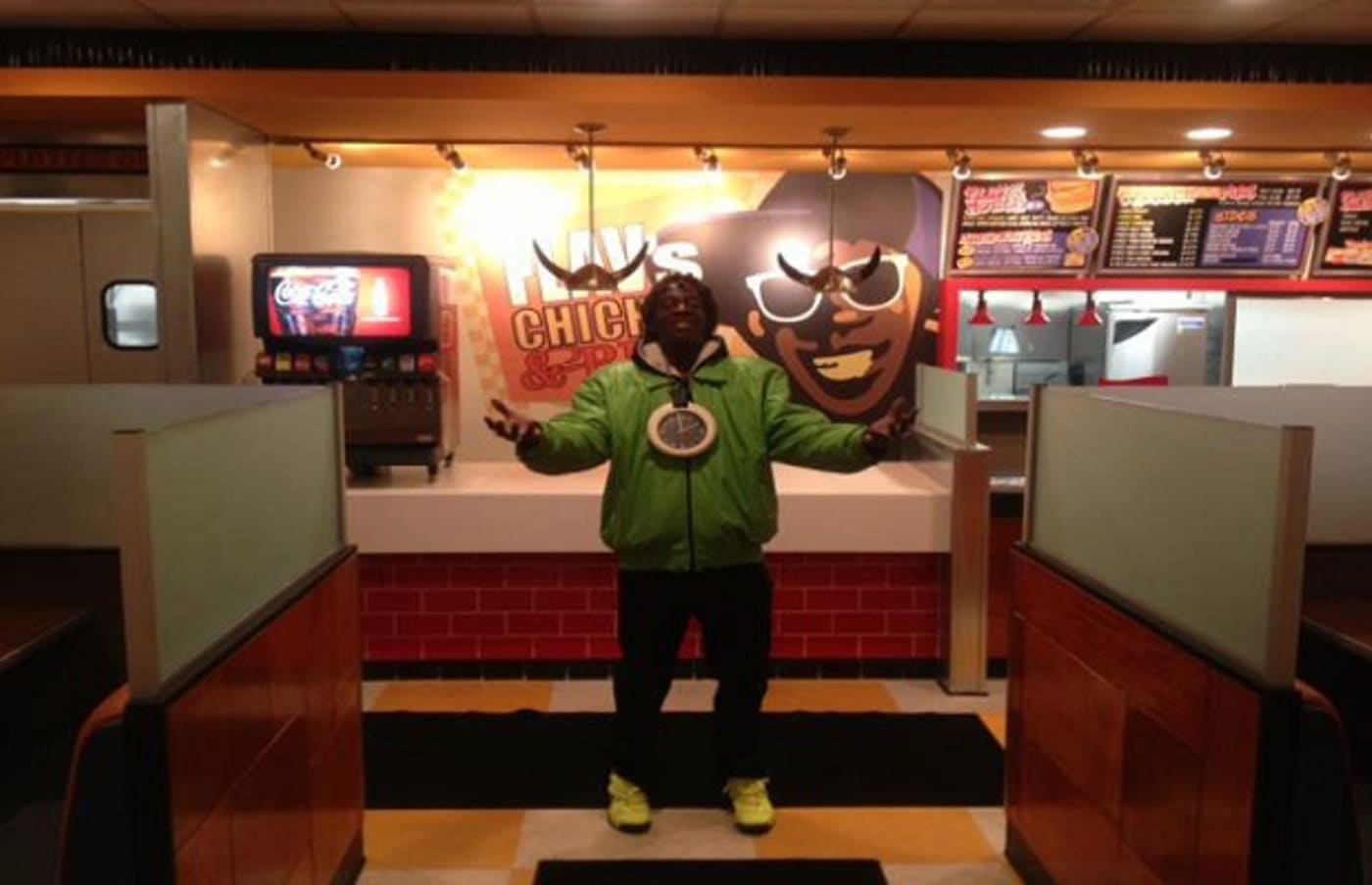 Flavor Flav’s Chicken & Ribs Opens in Michigan Complex