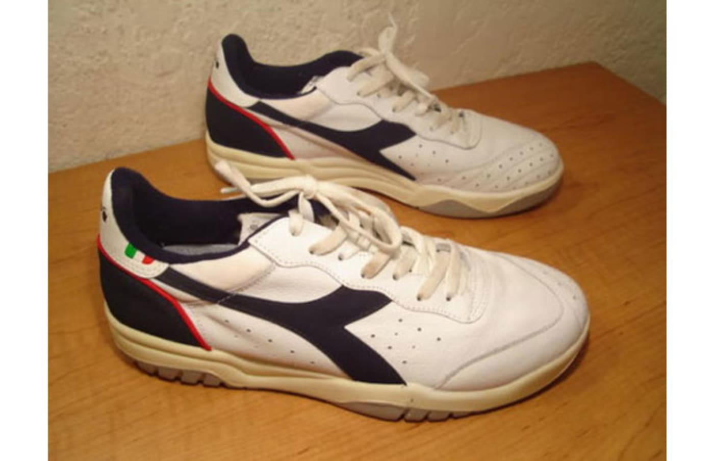 1980s tennis shoes