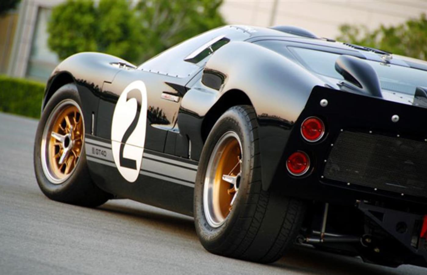 Remembering Carroll Shelby: The 2008 Shelby 85th Commemorative GT40 ...
