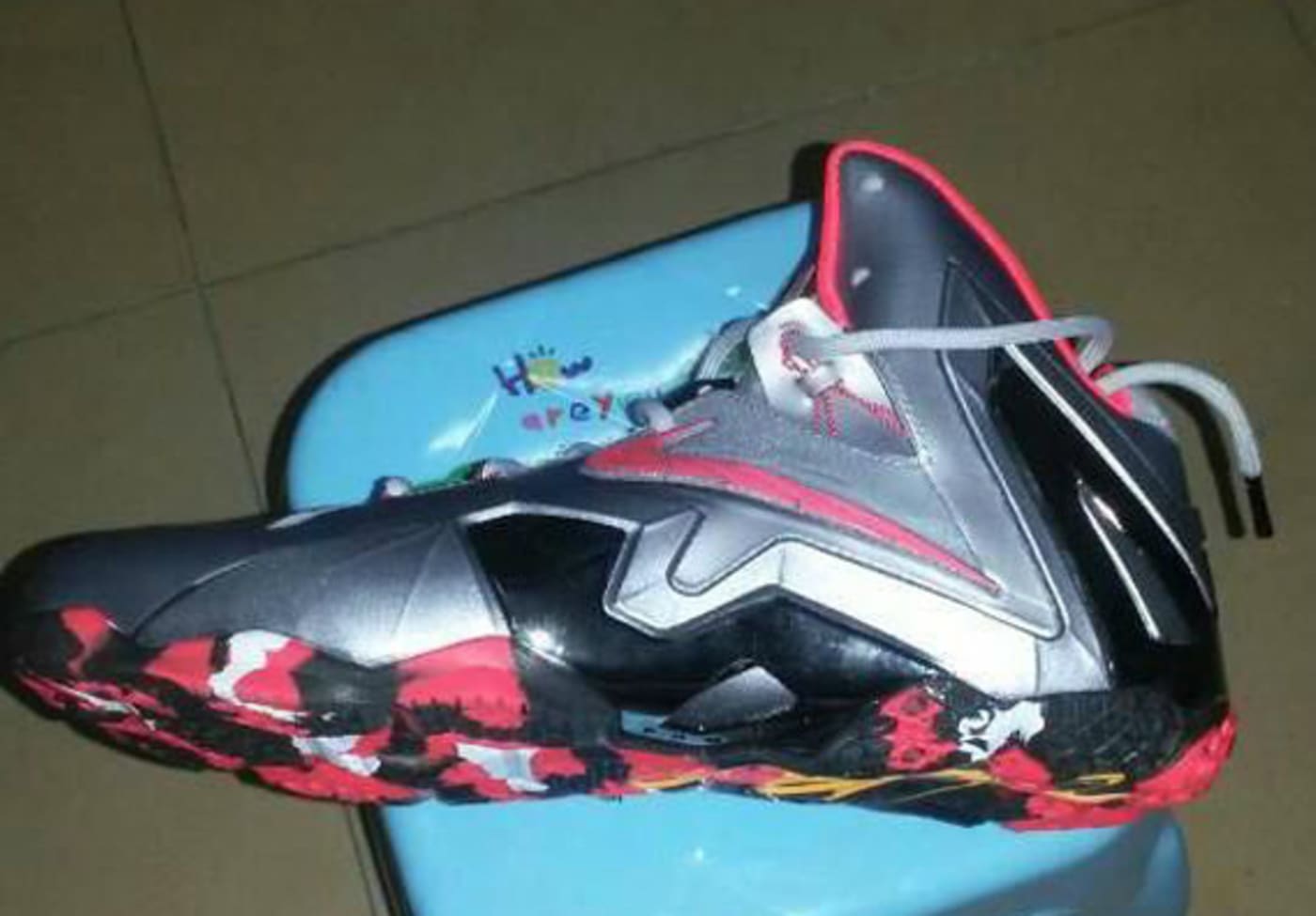 nike lebron xi elite
