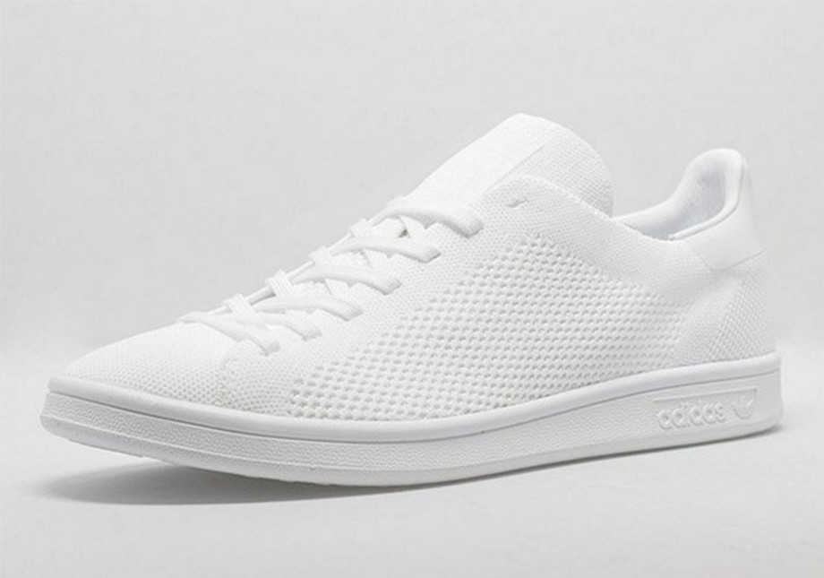 triple white stan smith mens