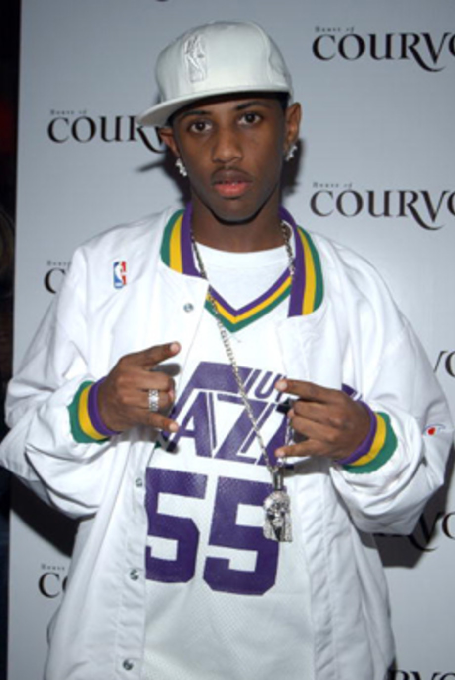 100 Photos of Rappers in Sports Jerseys Complex