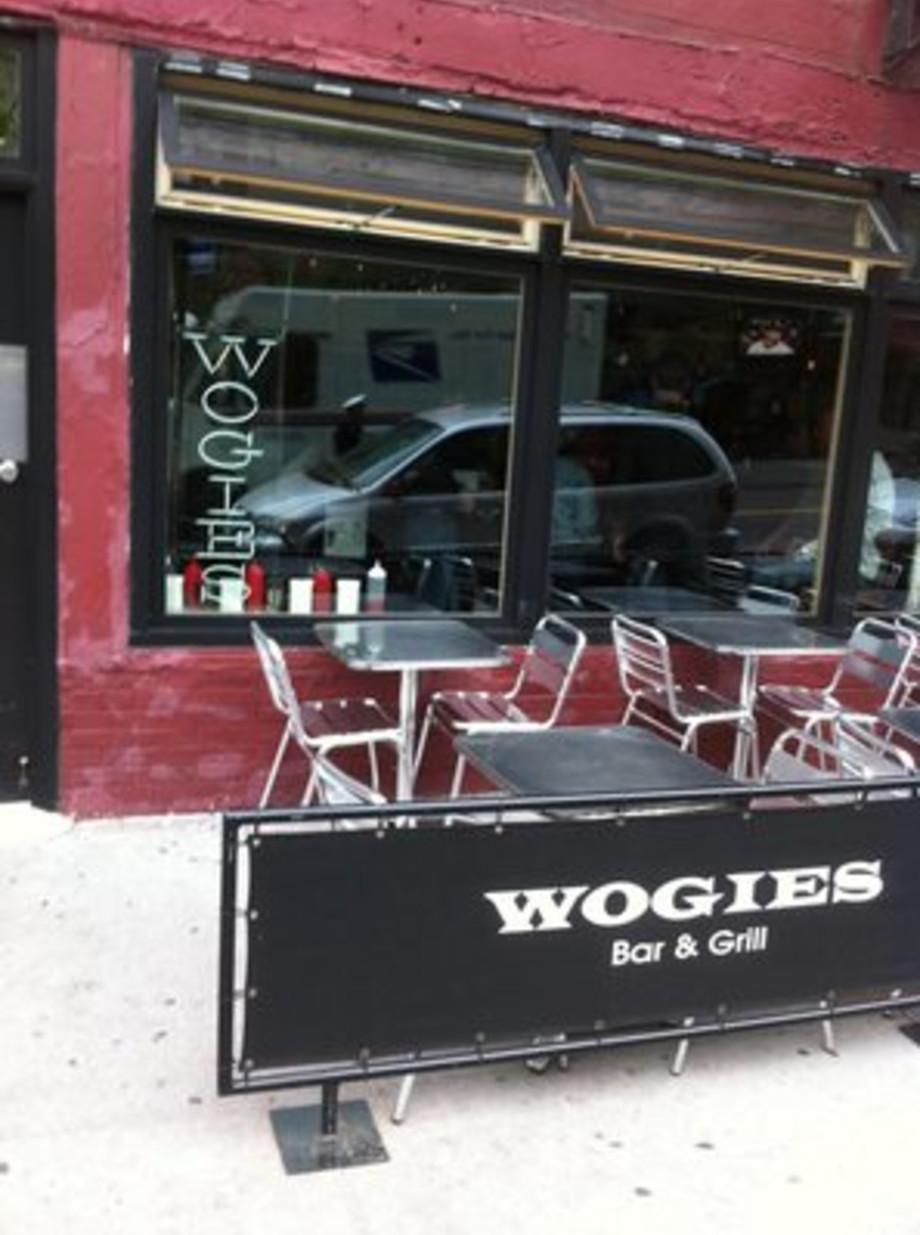 NYC's Best NFL Bars For Every Team Complex