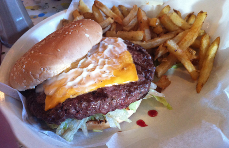 The 25 Best Burgers in NYC Complex