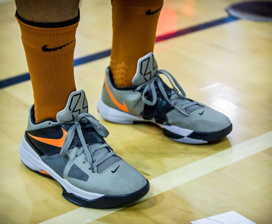 hyperdunk drew league