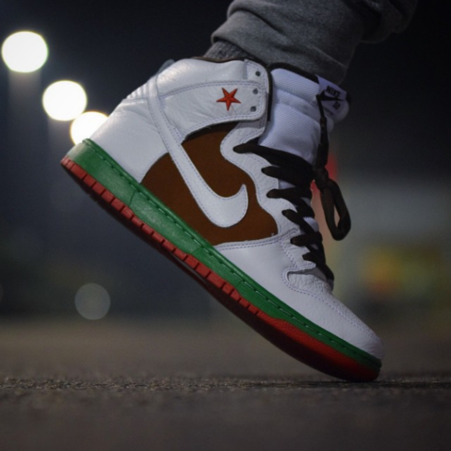 nike dunk high sportscene