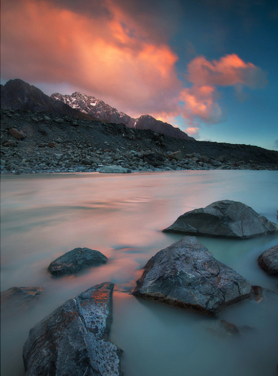 50 Photos of the Coolest Places on Earth Complex