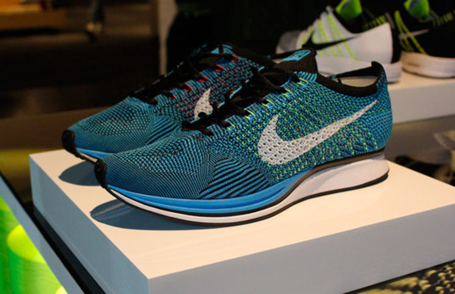 nike free run 5.0 Olympic Bruin