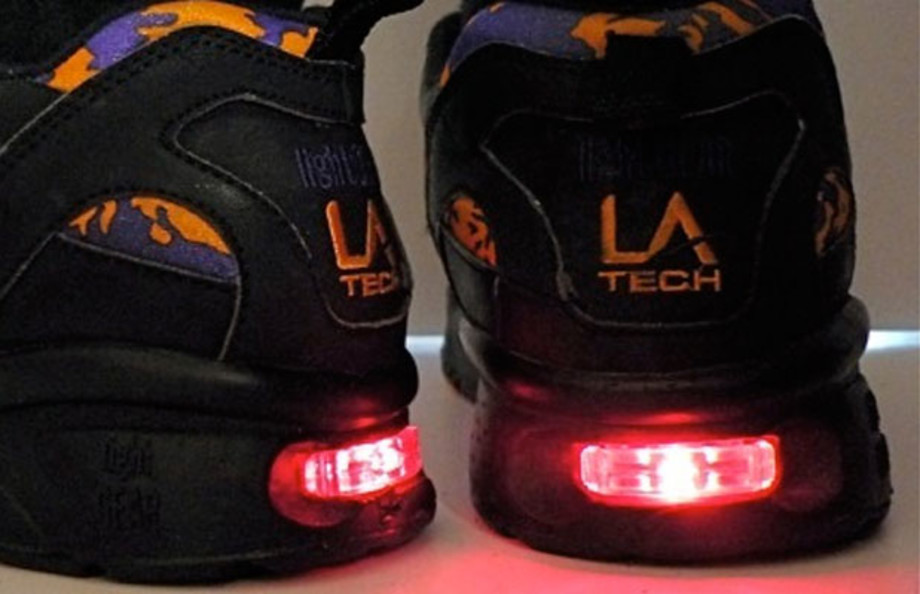 la tech light up shoes