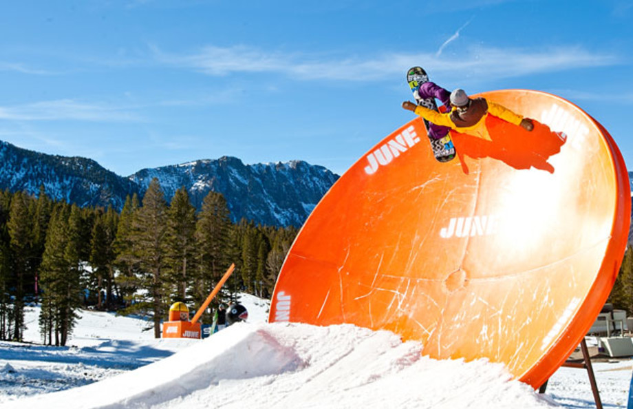 The 10 Coolest Snowboard Parks Complex