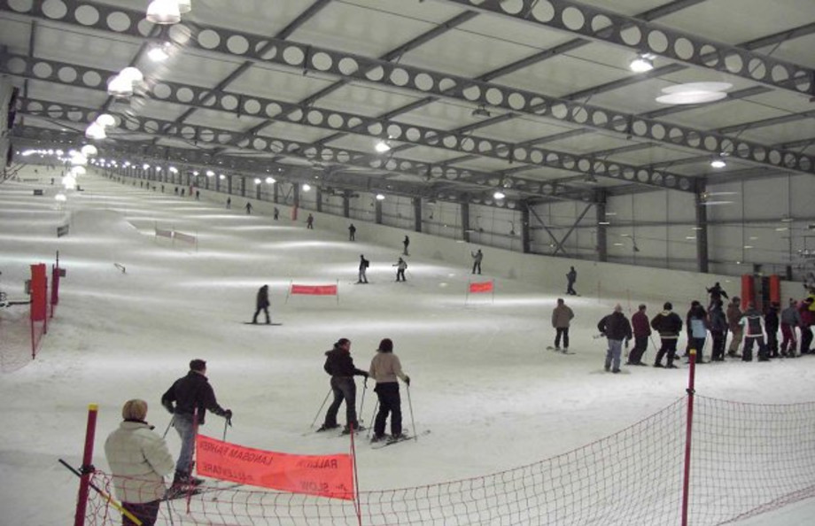 indoor ski slopes near me
