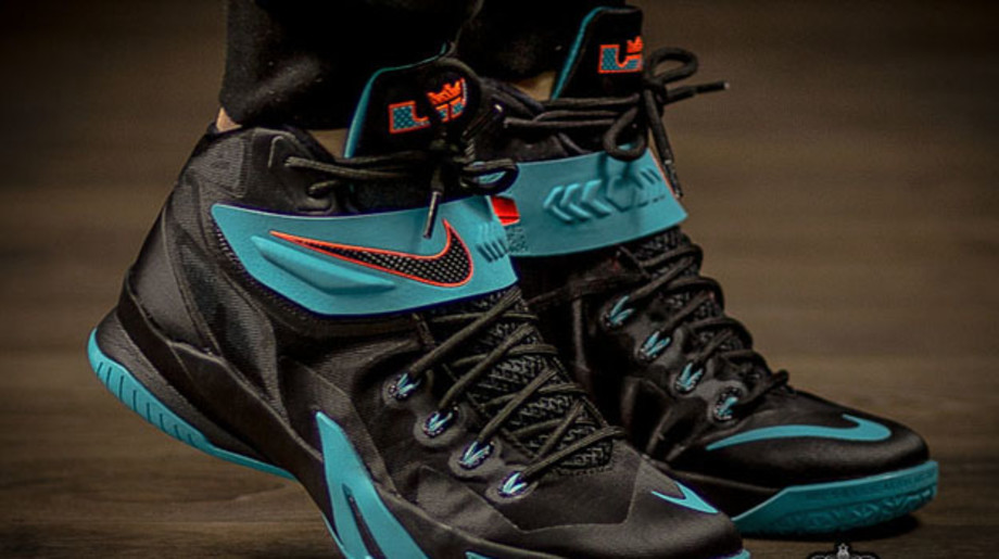 nike zoom soldier viii