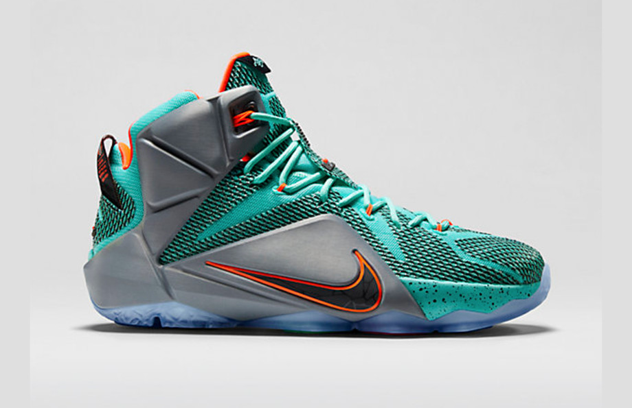 nike lebron 12 prezzo basso