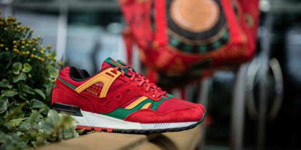 Sneaker of the Week: Just Blaze x Packer Shoes x Saucony Grid SD ...