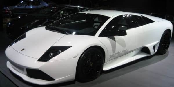 Lamborghini Murci 233 Lago Crashes In Race With Set Of Rc