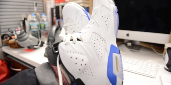 complex shoe guy