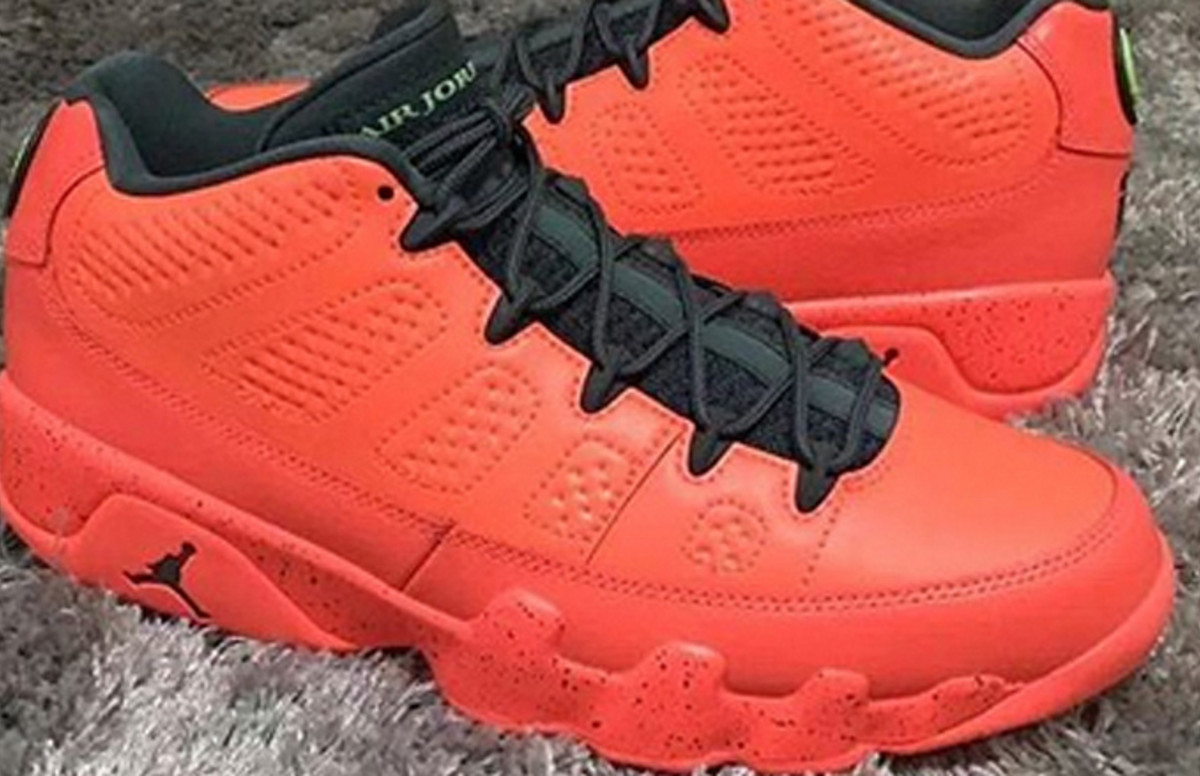 All red retro 9 clearance