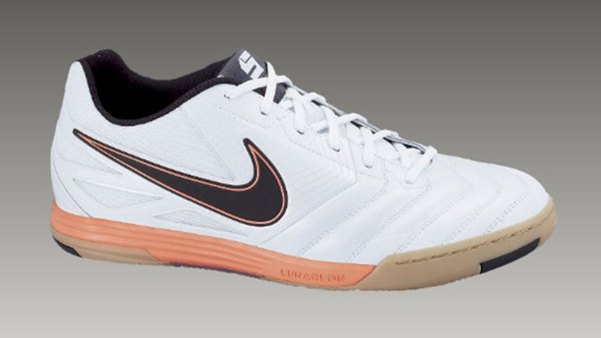 nike5 gato