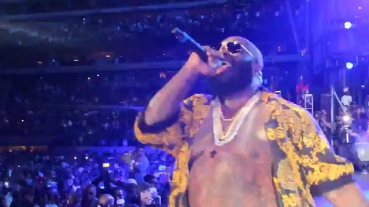 Video Rick Ross Takes Over Summer Jam 2011 Complex 7971