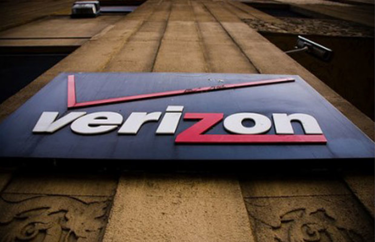 Verizon Begins Throttling Data For Top 5 Percent Of Users Complex