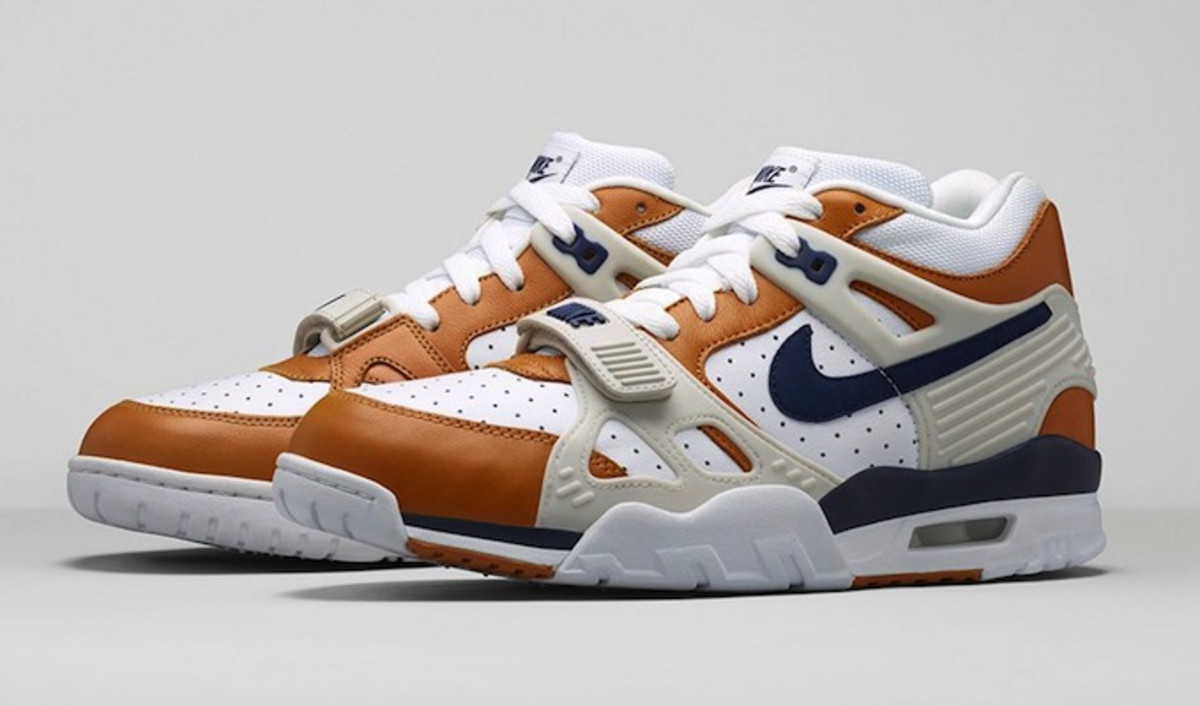 sneaker release line