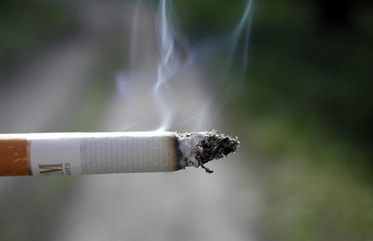 Hawaii Raises the Legal Smoking Age to 21 Complex