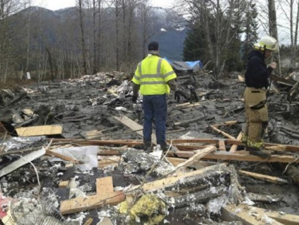 Washington Landslide Leaves at Least Eight Dead, Over a Dozen Missing