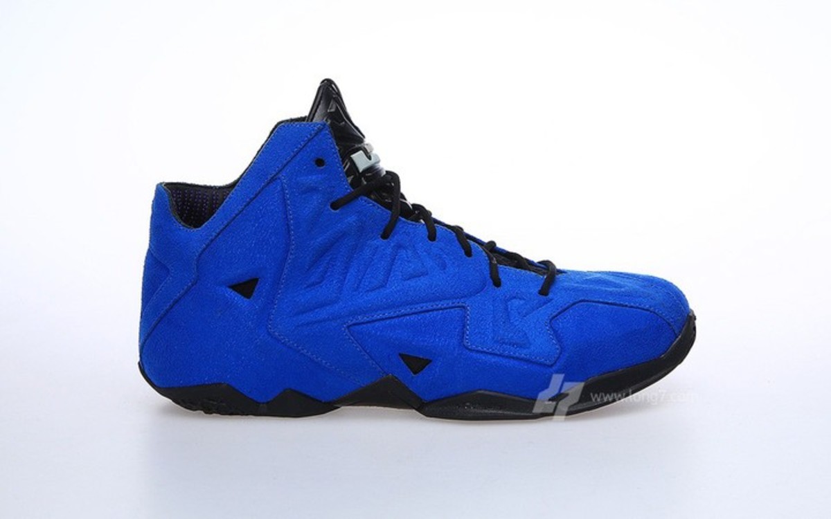 Get a Detailed Look at the “Blue Suede” Nike LeBron XI EXT | Complex