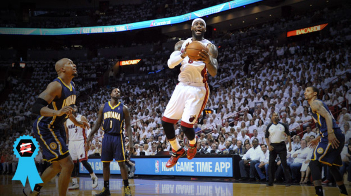 the shoes lebron wore last night