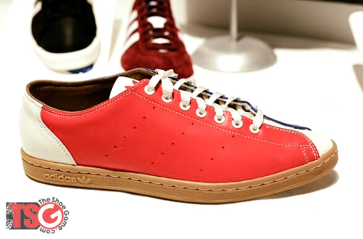 jeremy scott adidas bowling shoes