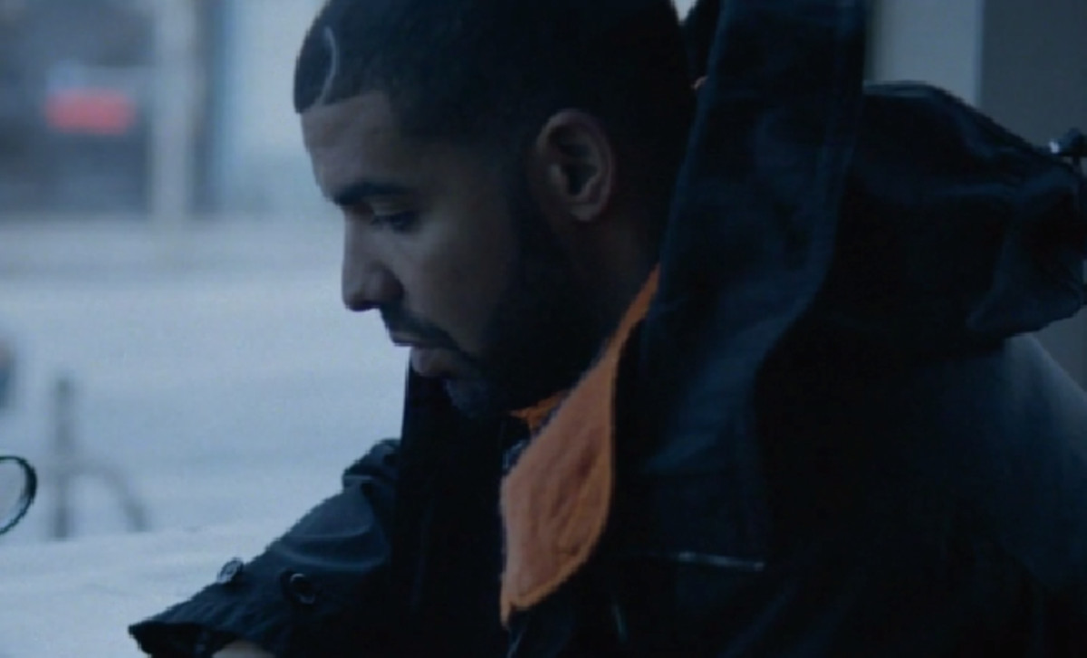 All eyes on rafan что это. Часы Drake. Часы Дрейка. Sad Drake. Drake gif.