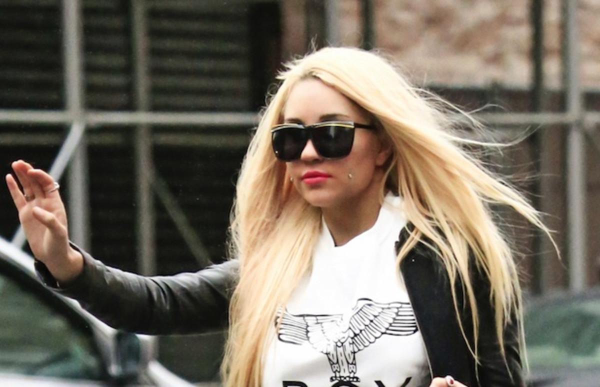 Amanda Bynes Reported to Have Left Psychiatric Facility