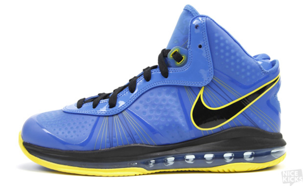 nike lebron 8 entourage