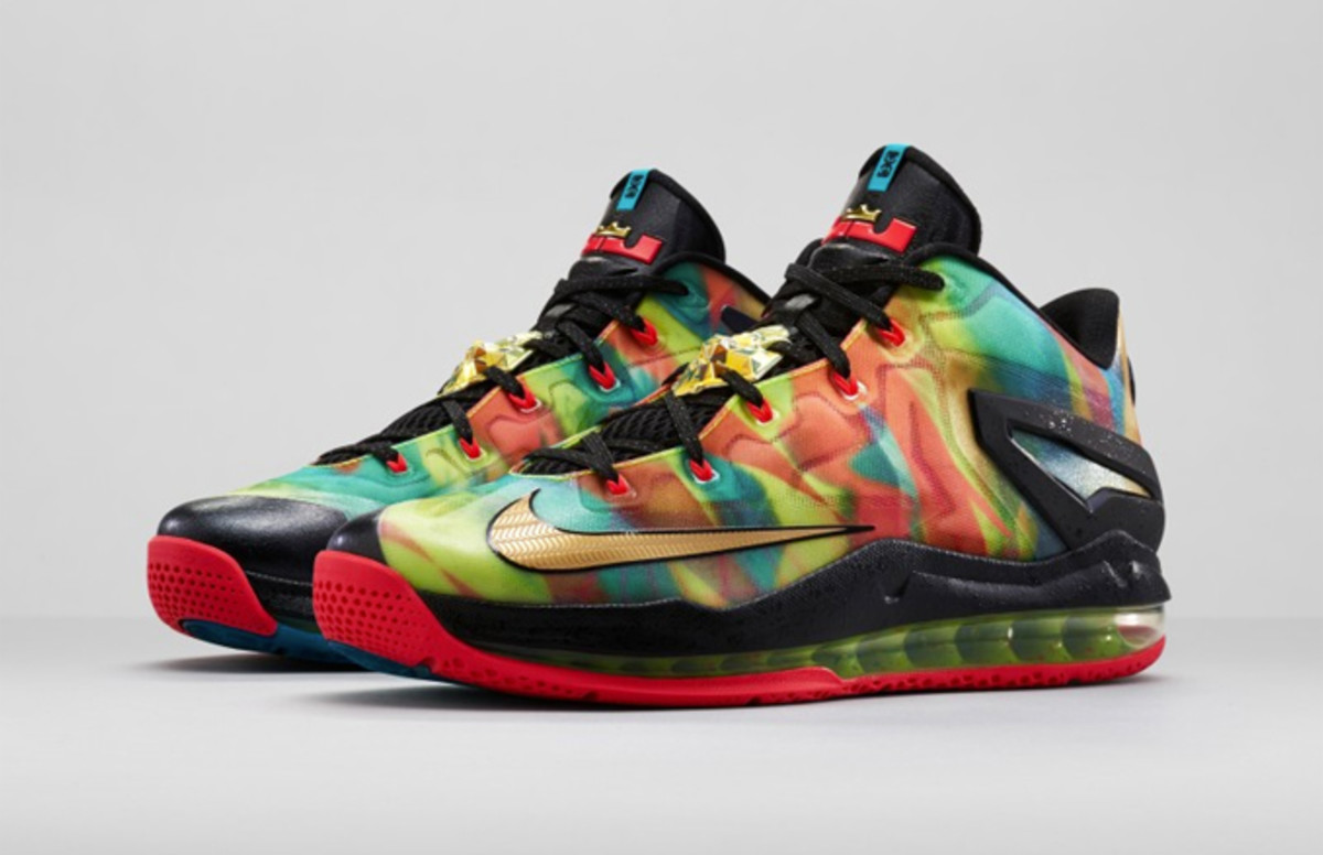 nike lebron multicolor