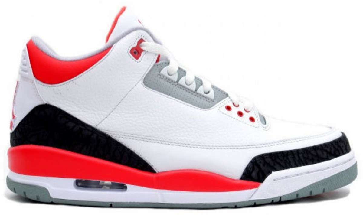 Air Jordan III “Fire Red” Release Date Complex
