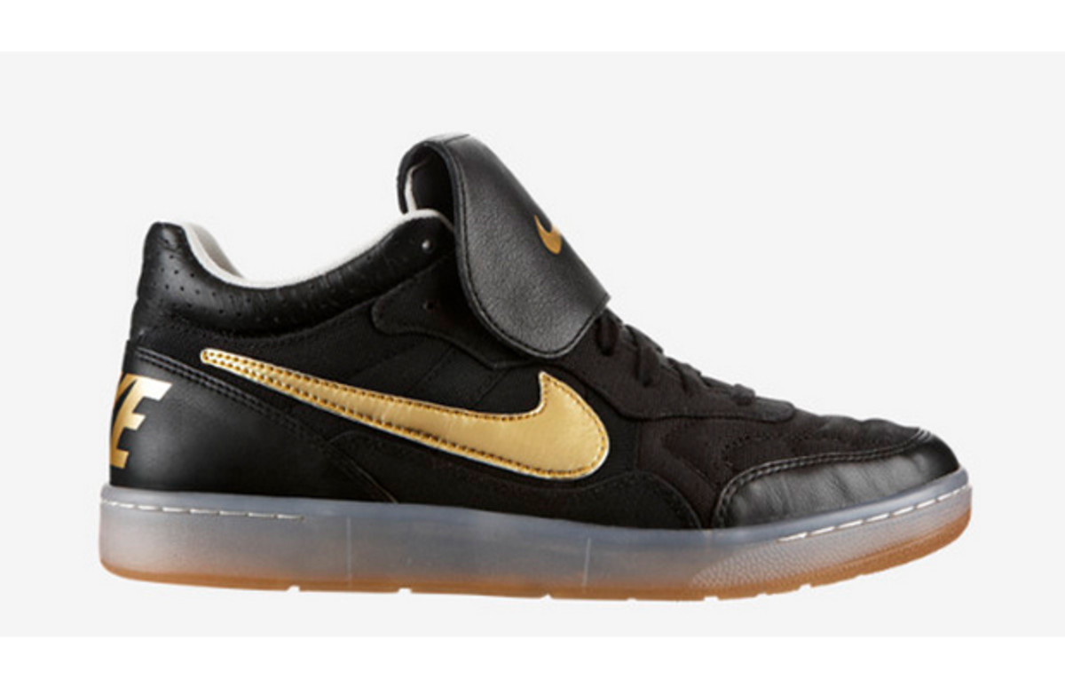 Celebrate 20 Years of the Nike Tiempo With These New Sneakers | Complex