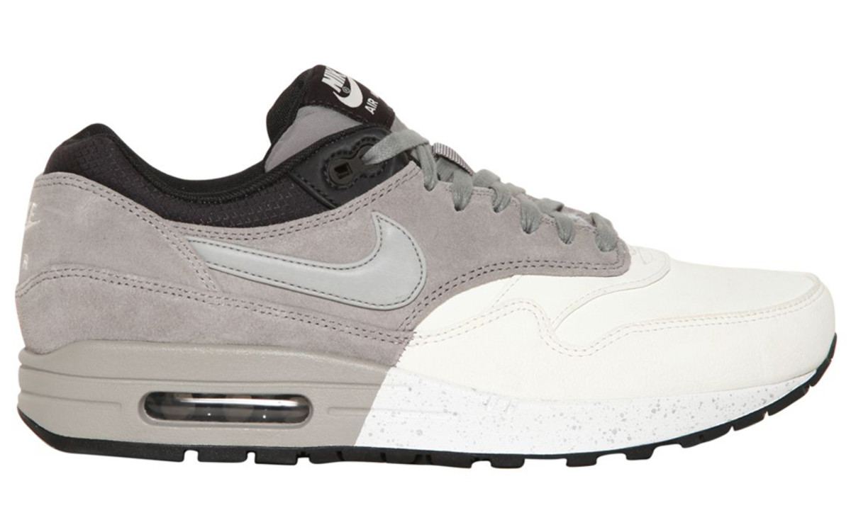 air max 1 black white grey