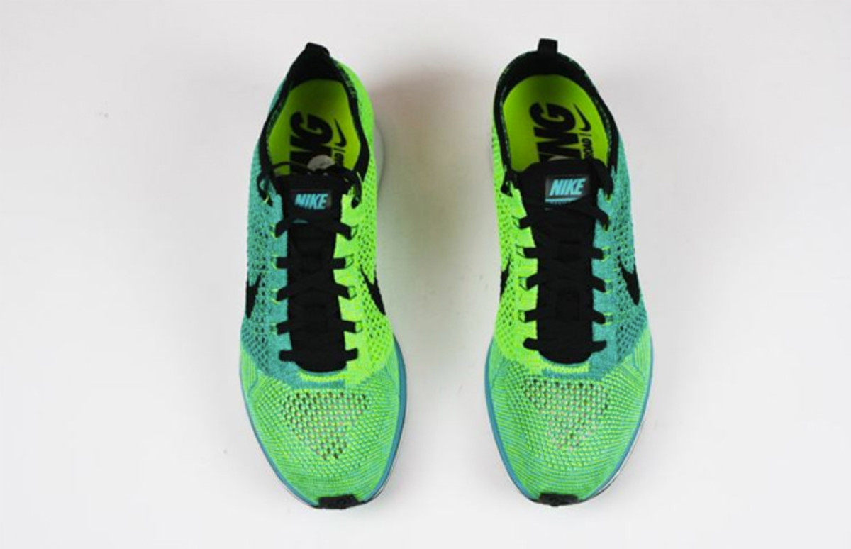 Get the Green Light to Run in This New Nike Flyknit Racer | Complex