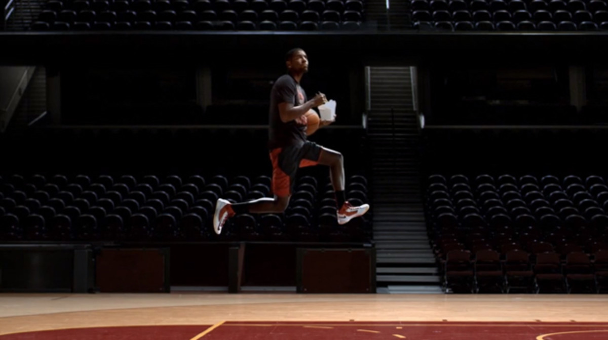 kyrie irving foot locker