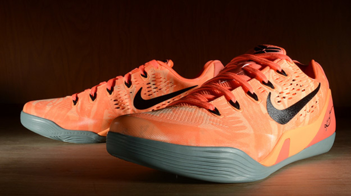 kobe rage bright mango