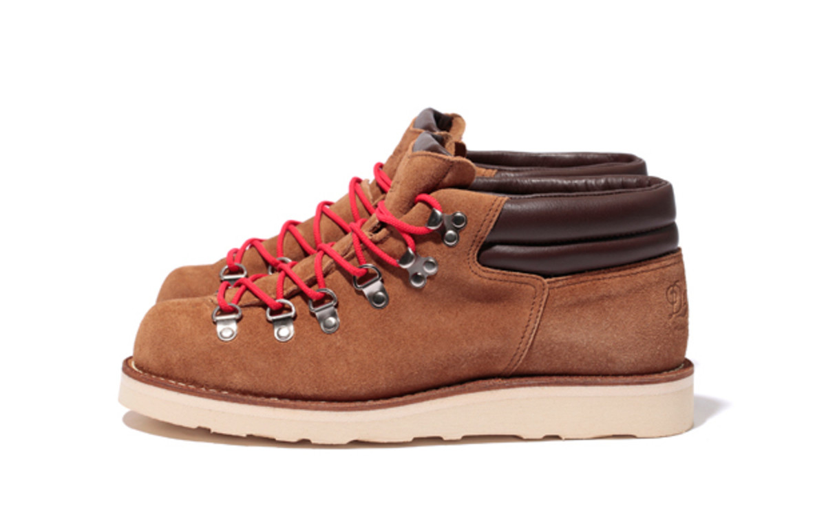 Stussy and Danner Reveal The MidTop Mountain Ridge Boot Complex