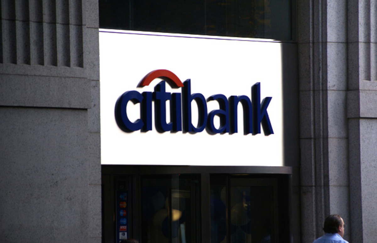 Citibank’s Online Service Gets Hacked, Credit Card Info Accessed Complex