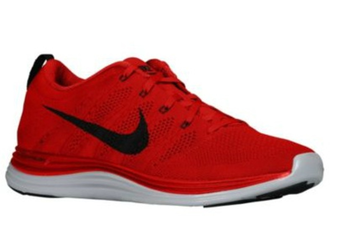 Kicks of the Day: Nike Flyknit Lunar1+ “Gym Red/Black” | Complex
