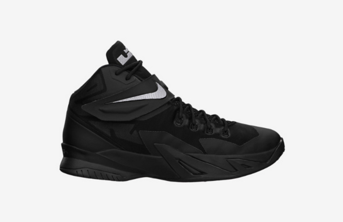 nike zoom soldier 2