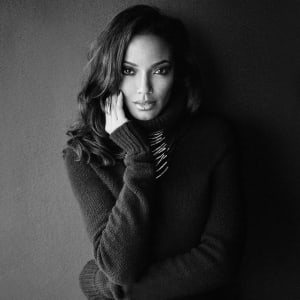 SELITA EBANKS