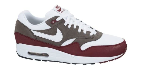 air max 1 burgundy and white