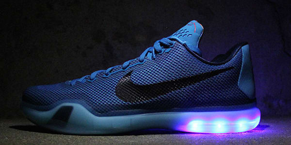 nike light up sneakers