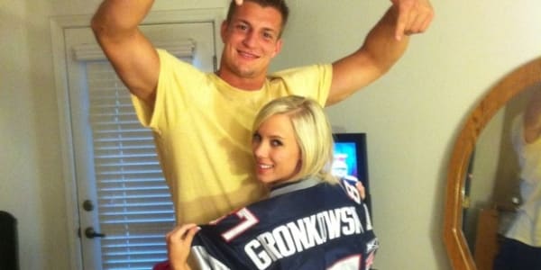 A New England Patriots Player Spent His Bye Week With Porn Star Bibi